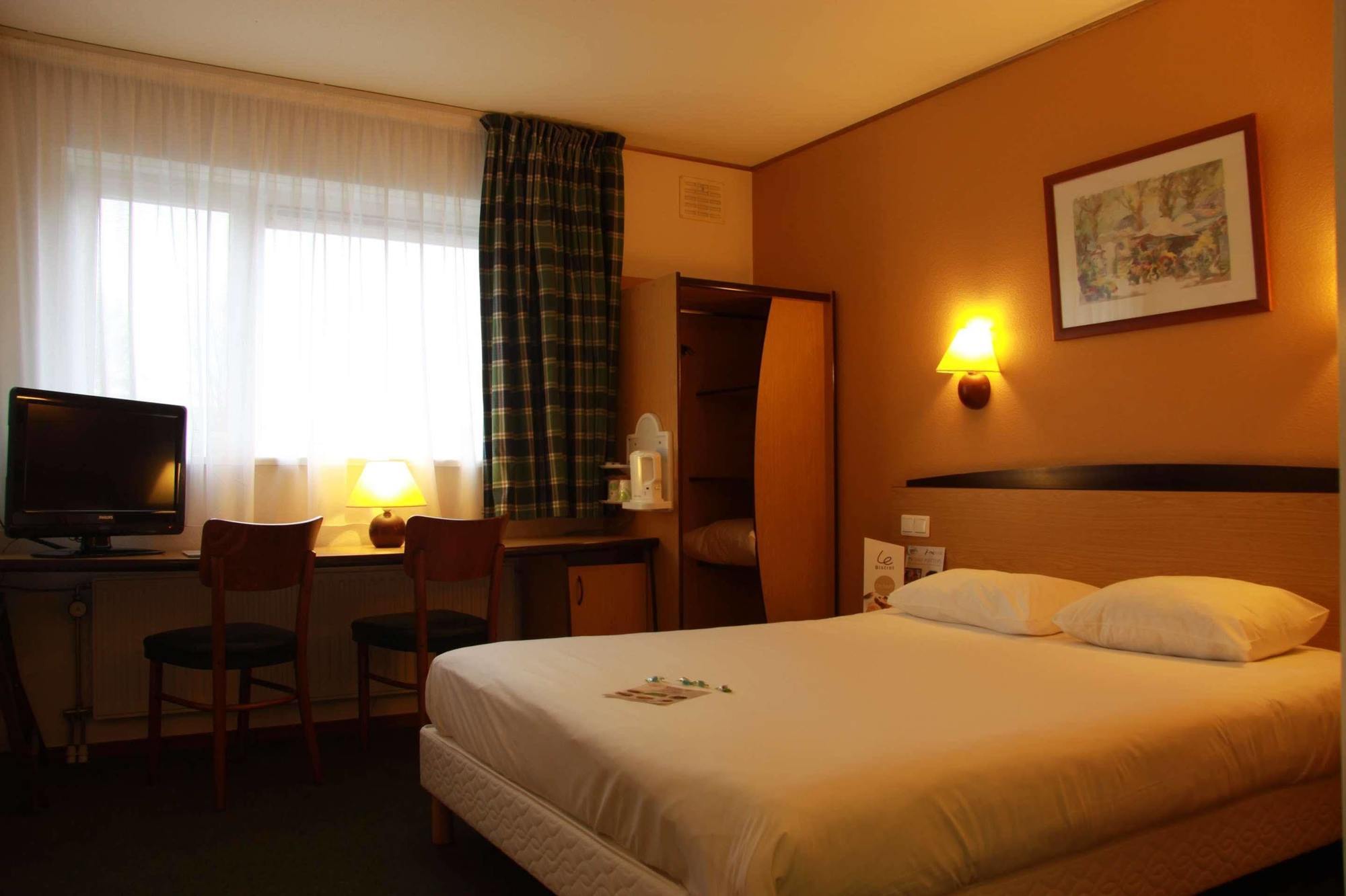 Campanile Hotel & Restaurant ברדה מראה חיצוני תמונה